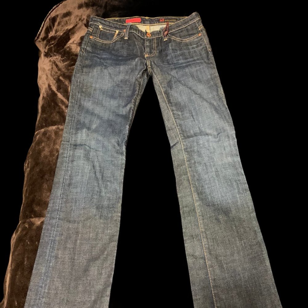 AG JEANS “The KISS” straight leg